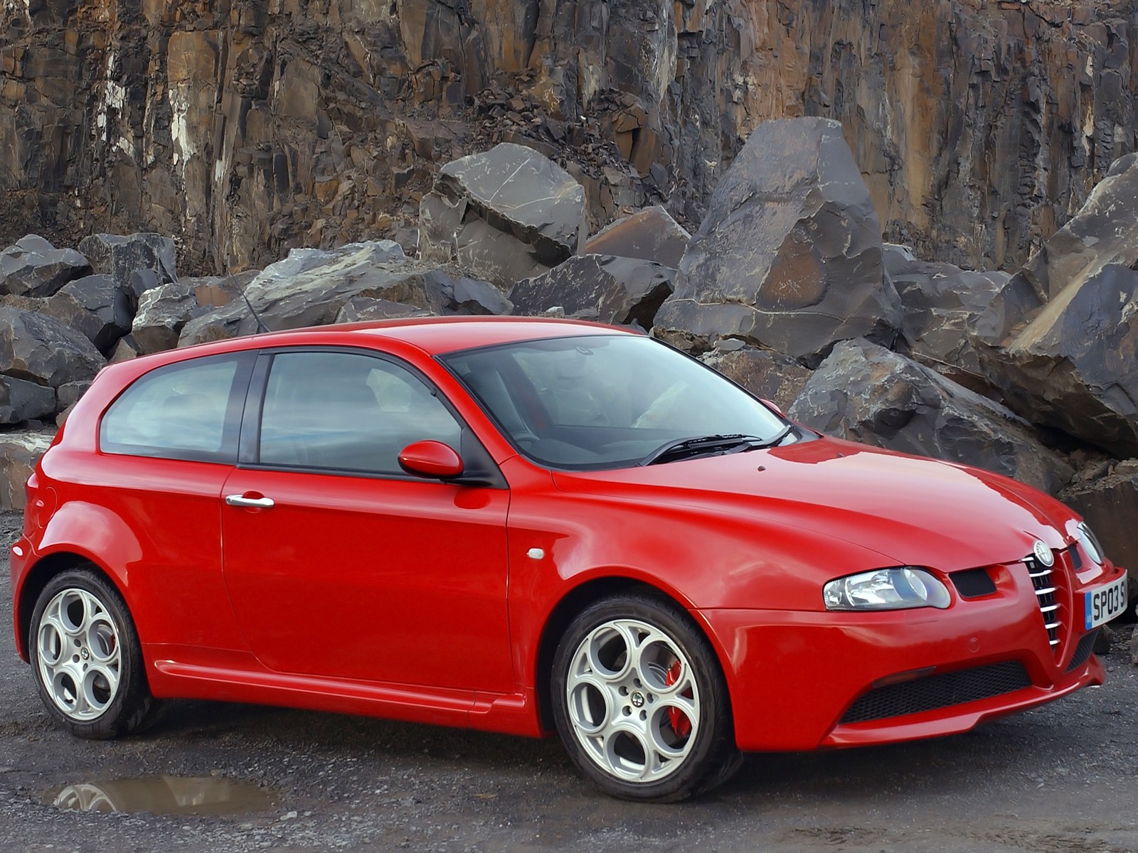 Alfa Romeo 147 GTA Backgrounds, Compatible - PC, Mobile, Gadgets| 1600x1200 px