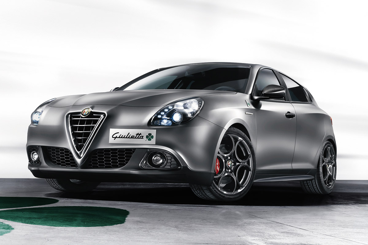 Amazing Alfa Romeo Giulietta  Pictures & Backgrounds
