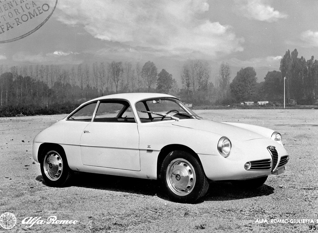 Amazing Alfa Romeo Giulietta SZ Pictures & Backgrounds