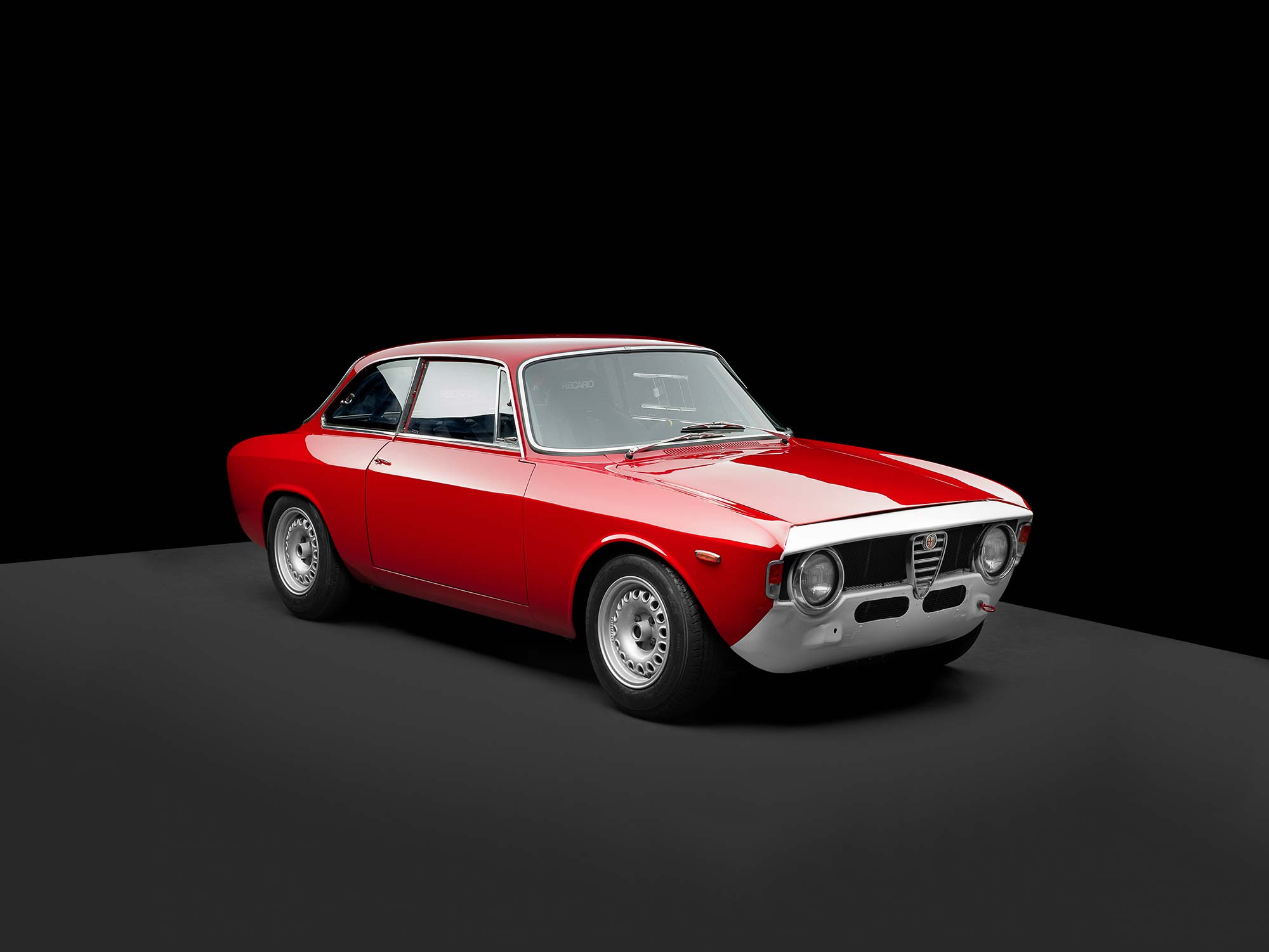 Amazing Alfa Romeo GTA Pictures & Backgrounds
