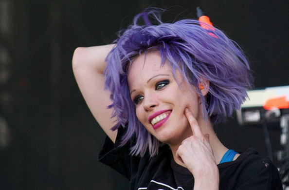 Alice Glass Backgrounds, Compatible - PC, Mobile, Gadgets| 594x390 px