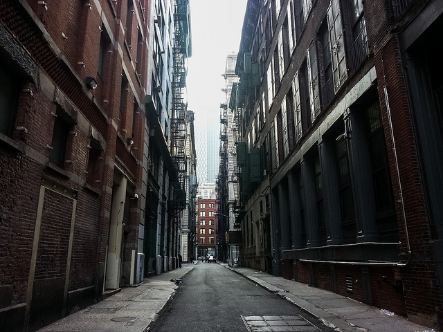 HD Quality Wallpaper | Collection: Man Made, 640x480 Alley