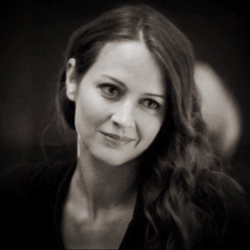 500x500 > Amy Acker Wallpapers