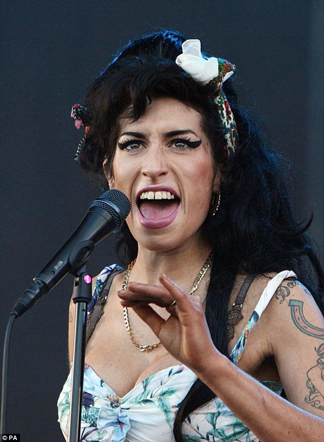Amy Winehouse #11
