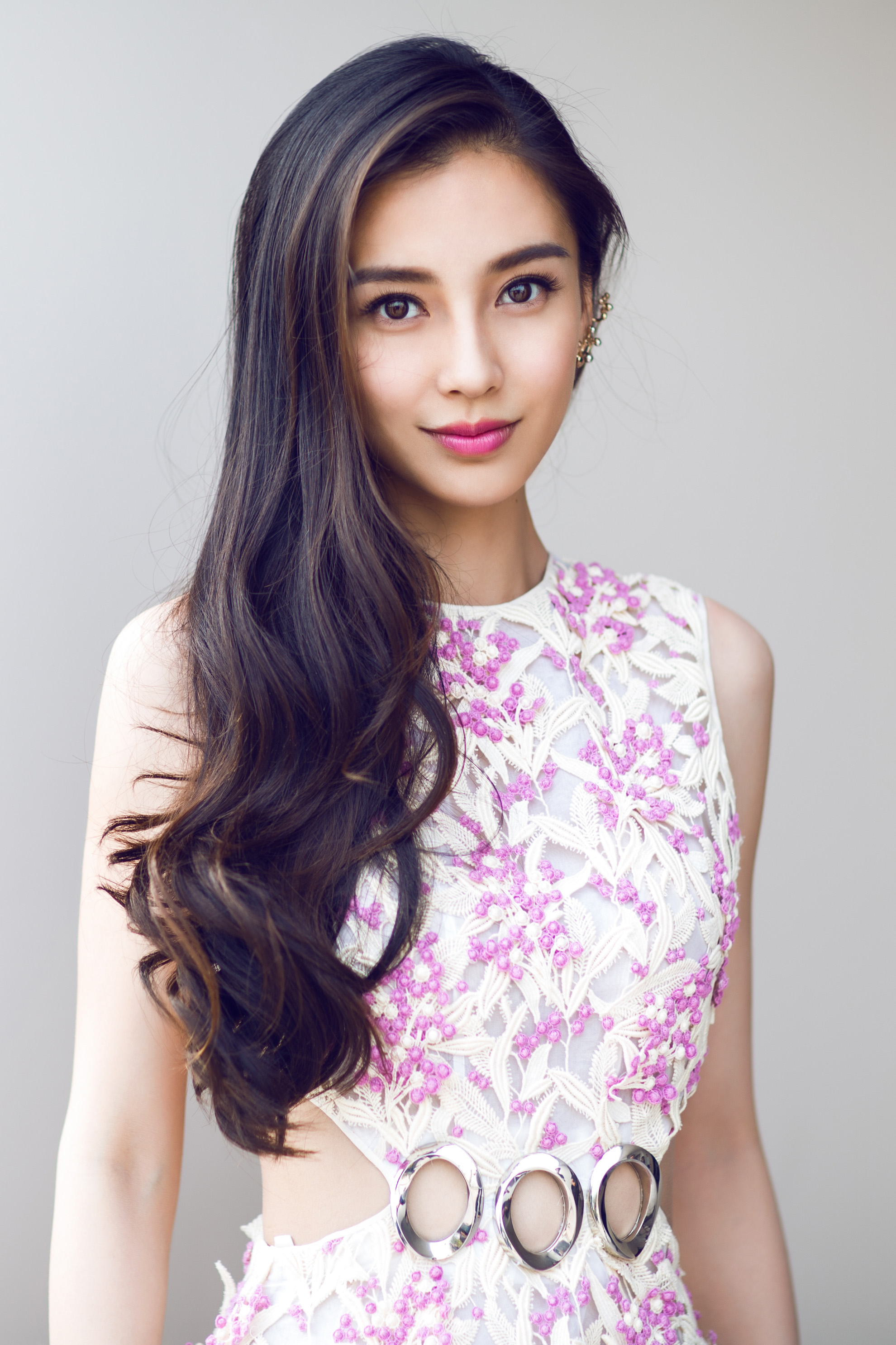 Angelababy Wins Court Case Against Hospital For Using Pics Of Her ...
