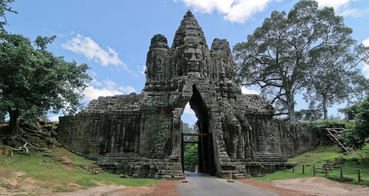 Angkor Thom Pics, Religious Collection