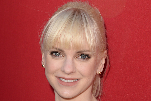 Nice Images Collection: Anna Faris Desktop Wallpapers