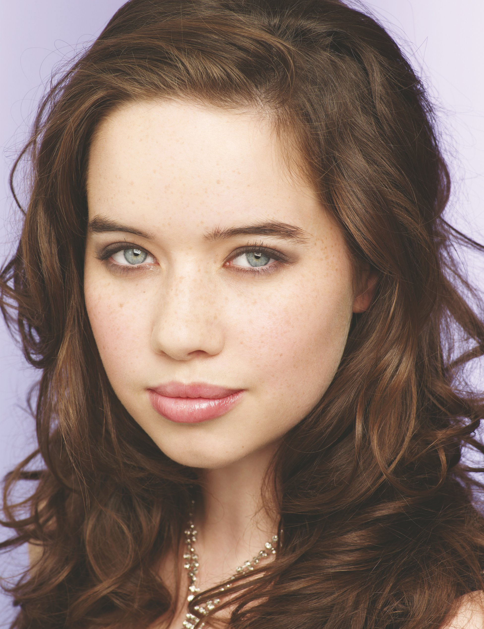 Anna Popplewell Pics, Celebrity Collection