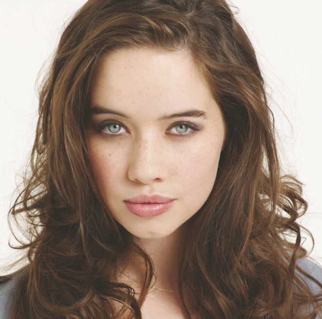 HQ Anna Popplewell Wallpapers | File 624.99Kb