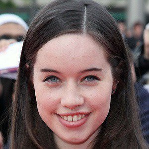 Anna Popplewell High Quality Background on Wallpapers Vista