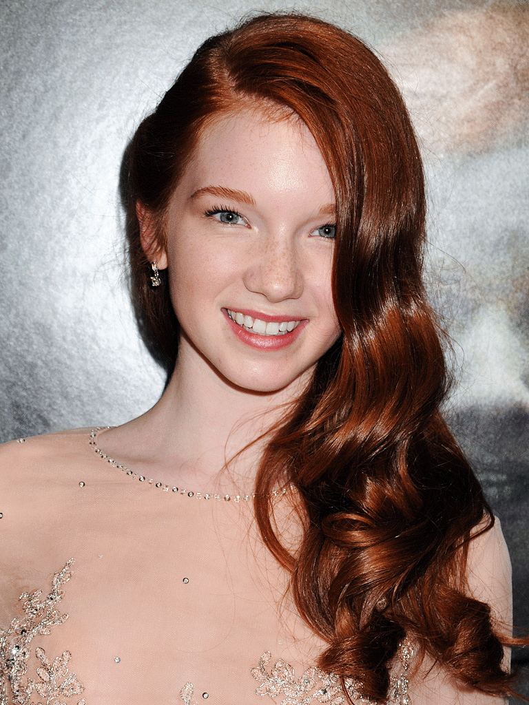 Nice wallpapers Annalise Basso 768x1024px