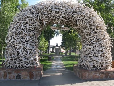 HD Quality Wallpaper | Collection: Man Made, 400x300 Antler Arch