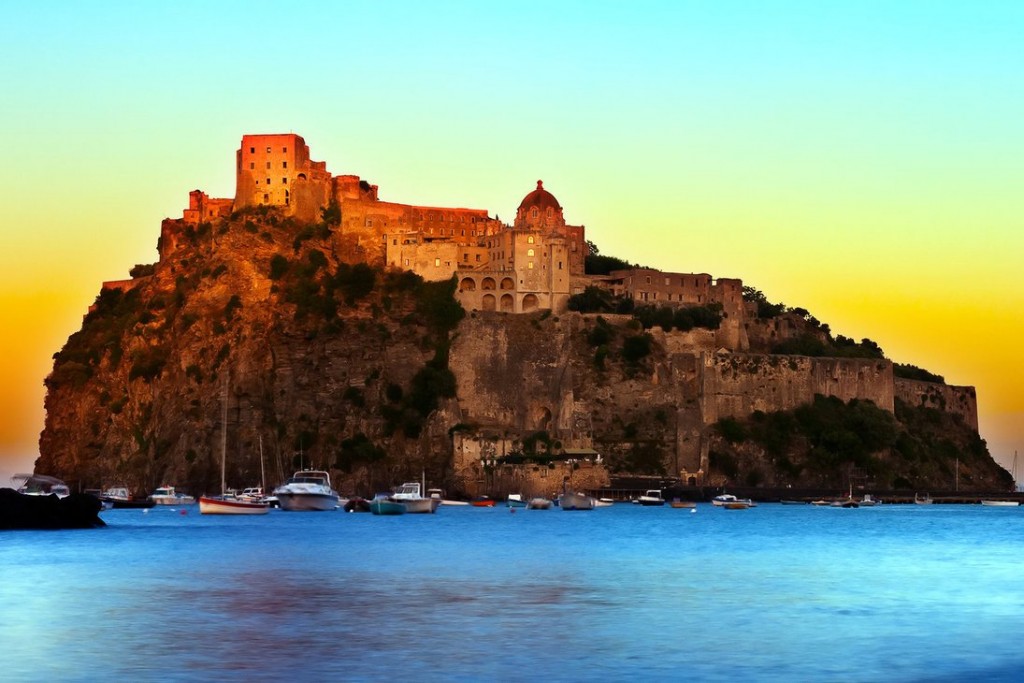 Aragonese Castle Backgrounds, Compatible - PC, Mobile, Gadgets| 1024x683 px