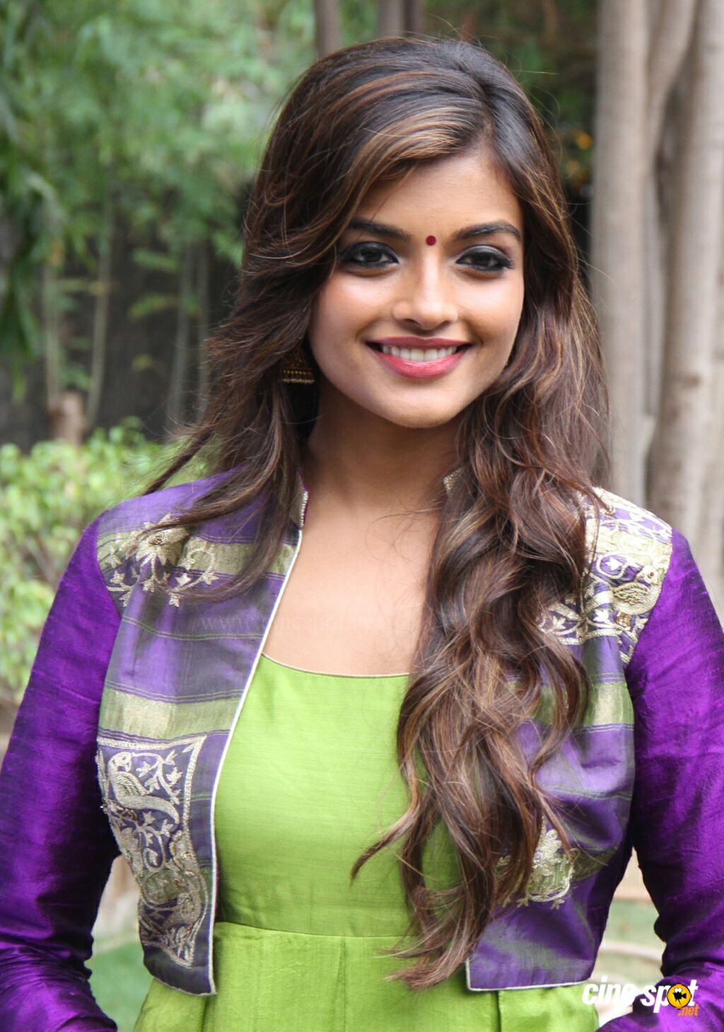 Ashna Zaveri #23