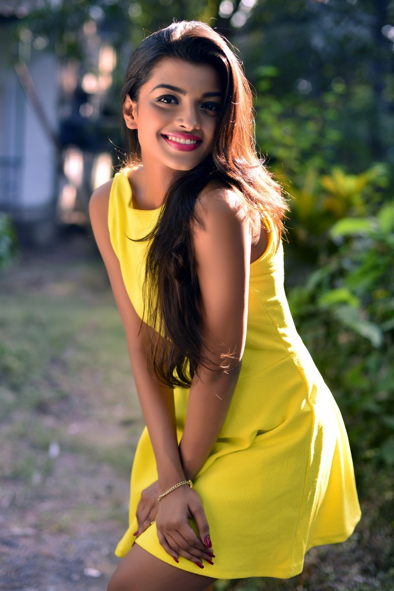 Ashna Zaveri #15