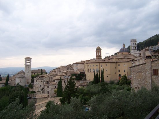 HD Quality Wallpaper | Collection: Man Made, 550x412 Assisi