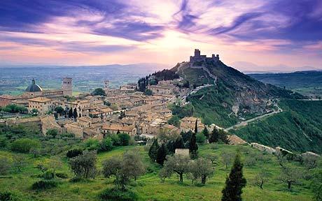 Amazing Assisi Pictures & Backgrounds