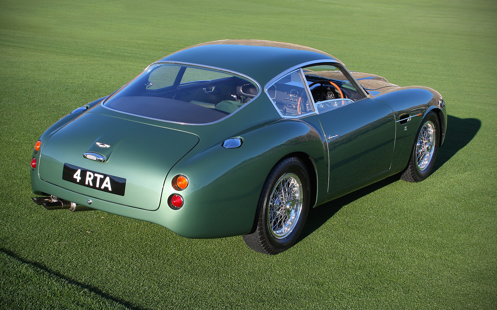 Amazing Aston Martin DB4 GT Zagato Pictures & Backgrounds