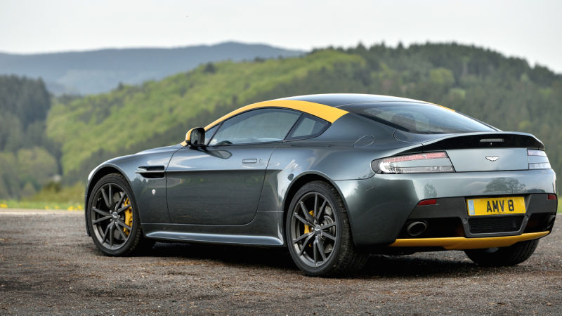 Aston Martin V8 Vantage High Quality Background on Wallpapers Vista