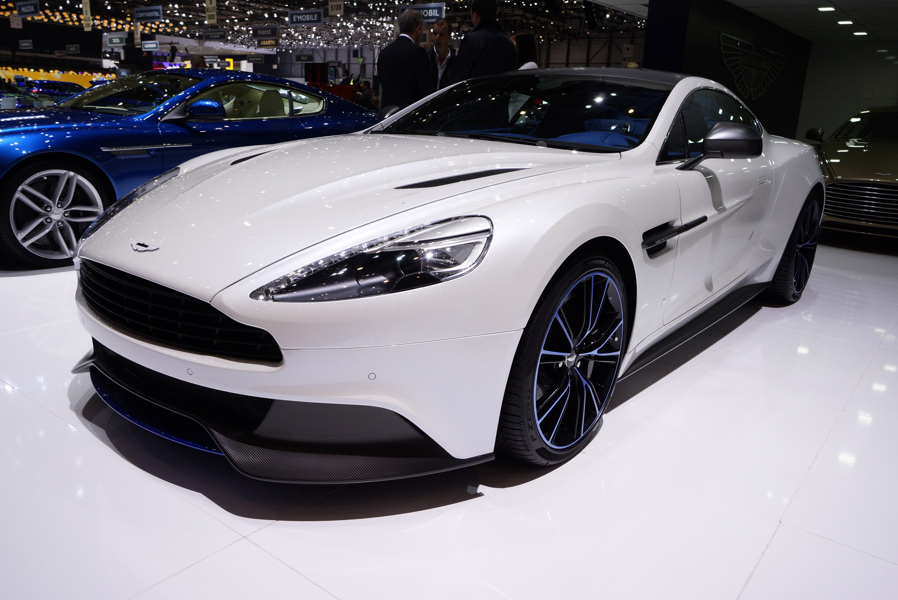 Aston Martin Vanquish Q #11
