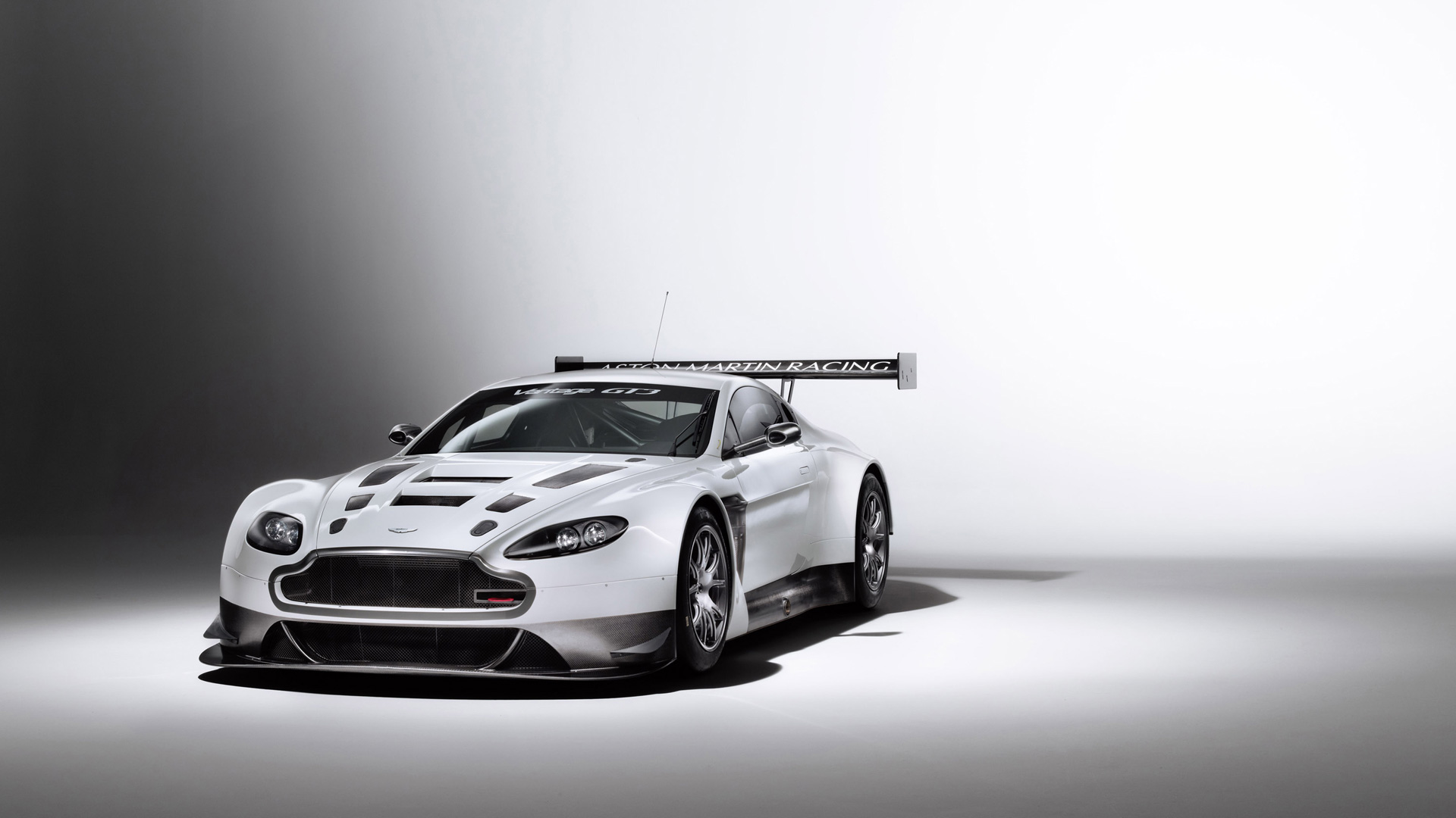 Aston Martin Vantage GT3 #4