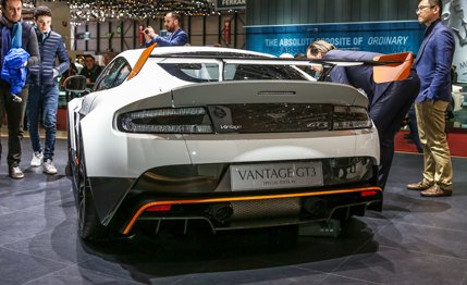Aston Martin Vantage GT3 #15