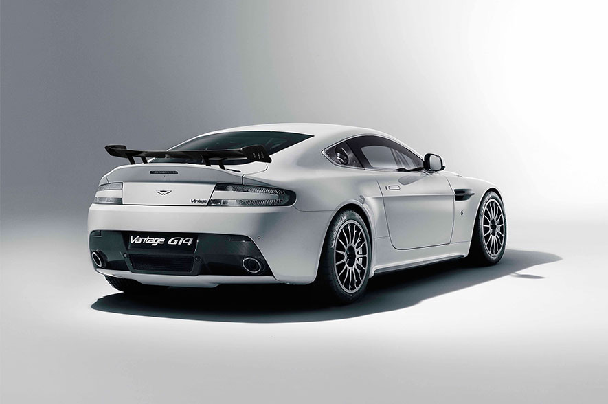 Aston Martin Vantage GT4 Backgrounds on Wallpapers Vista