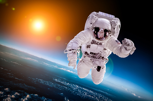 Astronaut High Quality Background on Wallpapers Vista