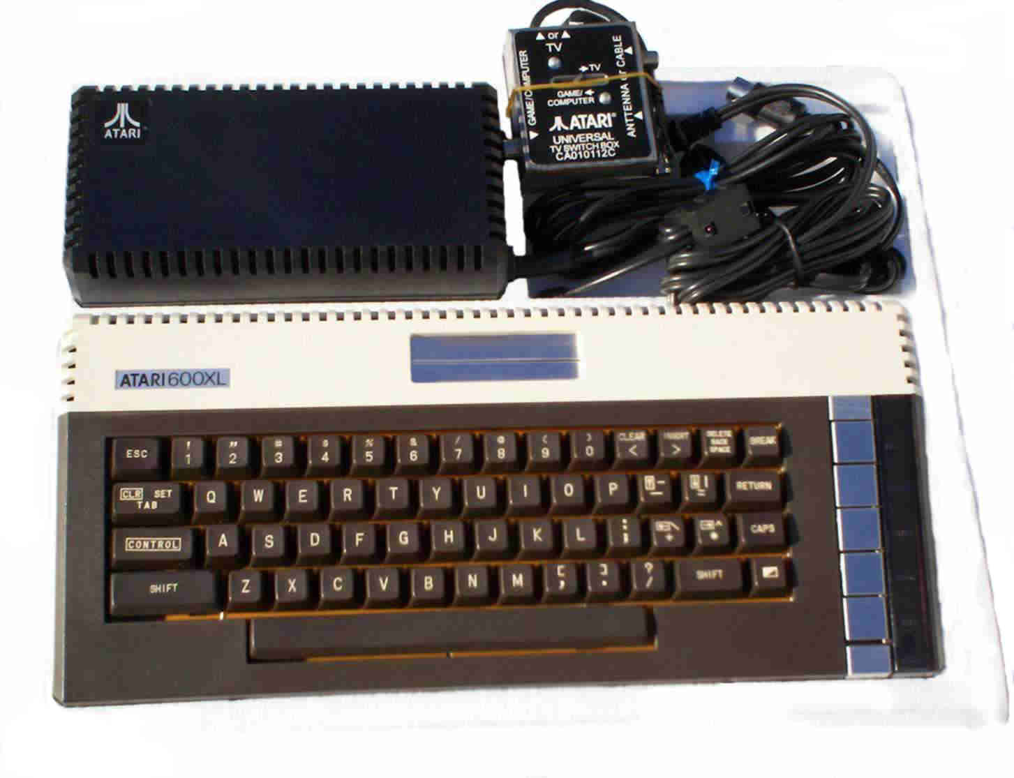Images of Atari 800XL | 1453x1115