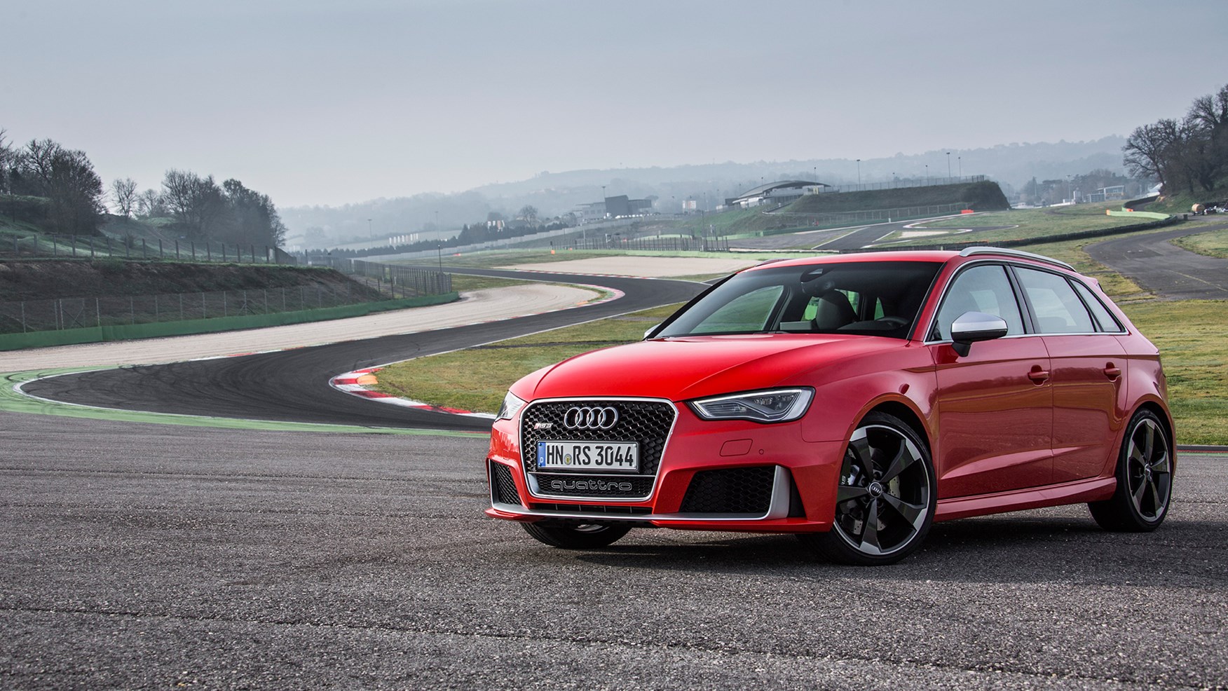 Images of Audi RS3 | 1752x986