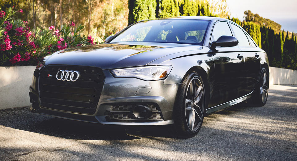 Amazing Audi S6 Pictures & Backgrounds