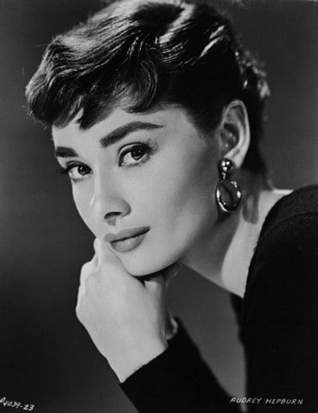 Nice Images Collection: Audrey Hepburn Desktop Wallpapers