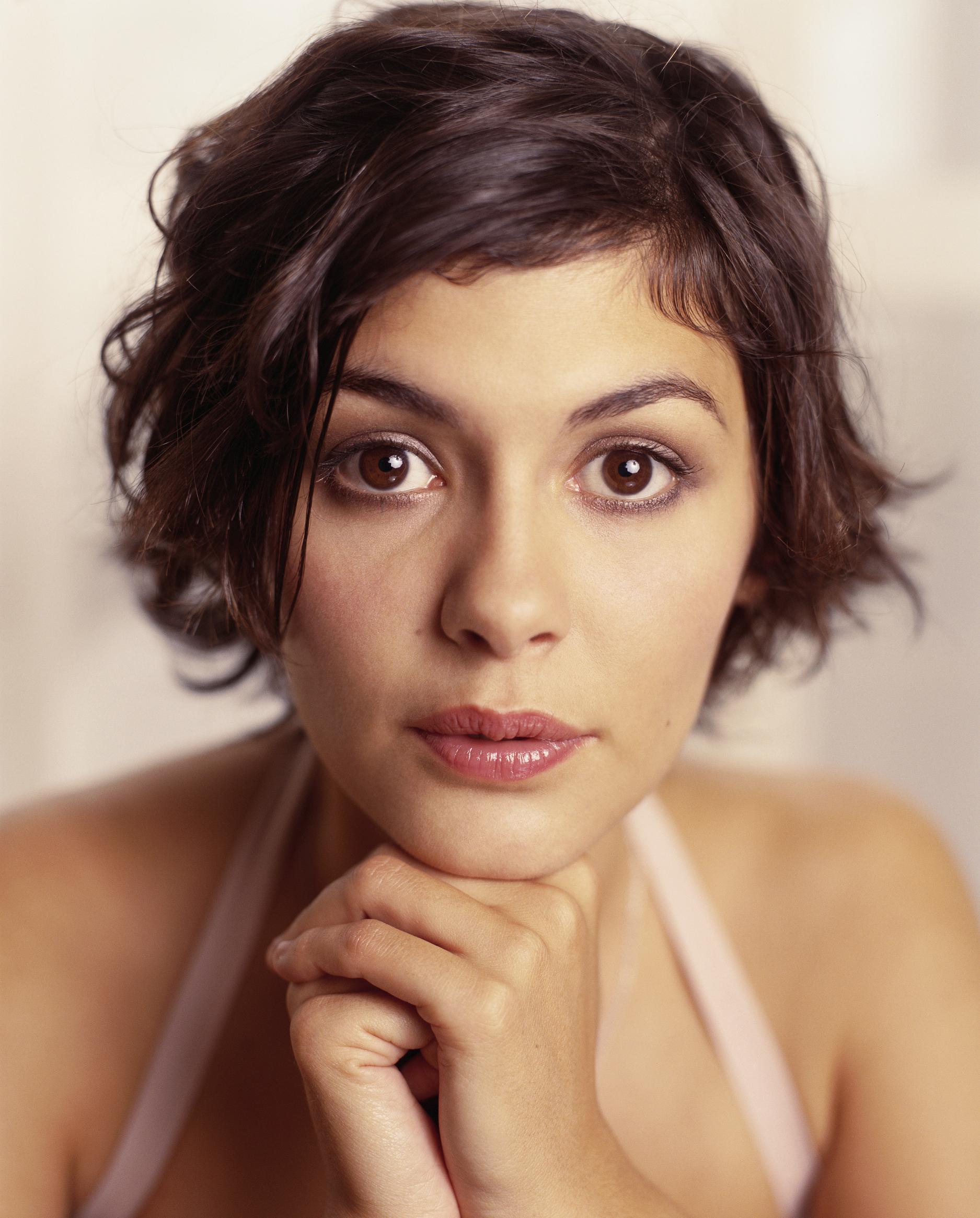Audrey Tautou Backgrounds on Wallpapers Vista