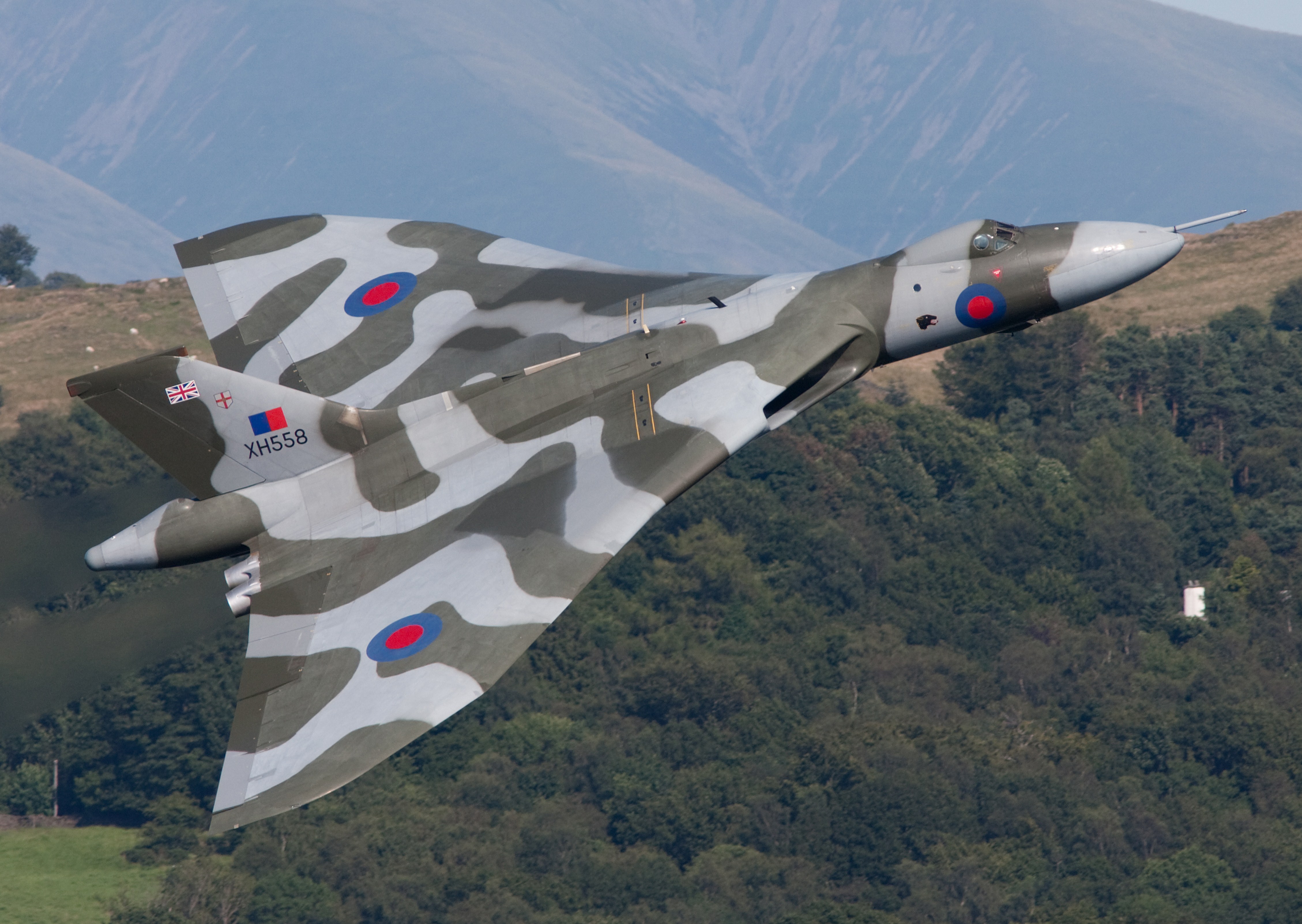 HD Quality Wallpaper | Collection: Military, 4516x3204 Avro Vulcan