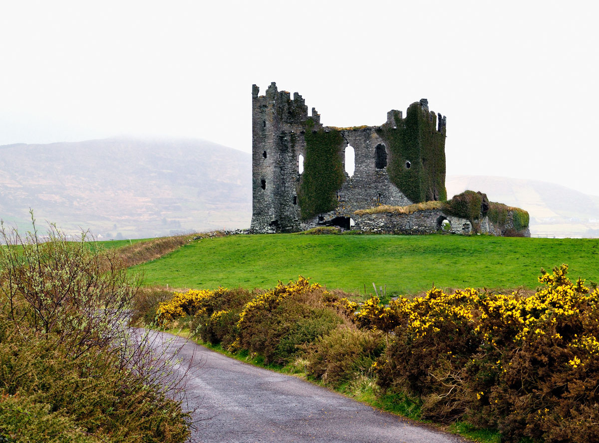 Images of Ballycarbery Castle | 1200x888
