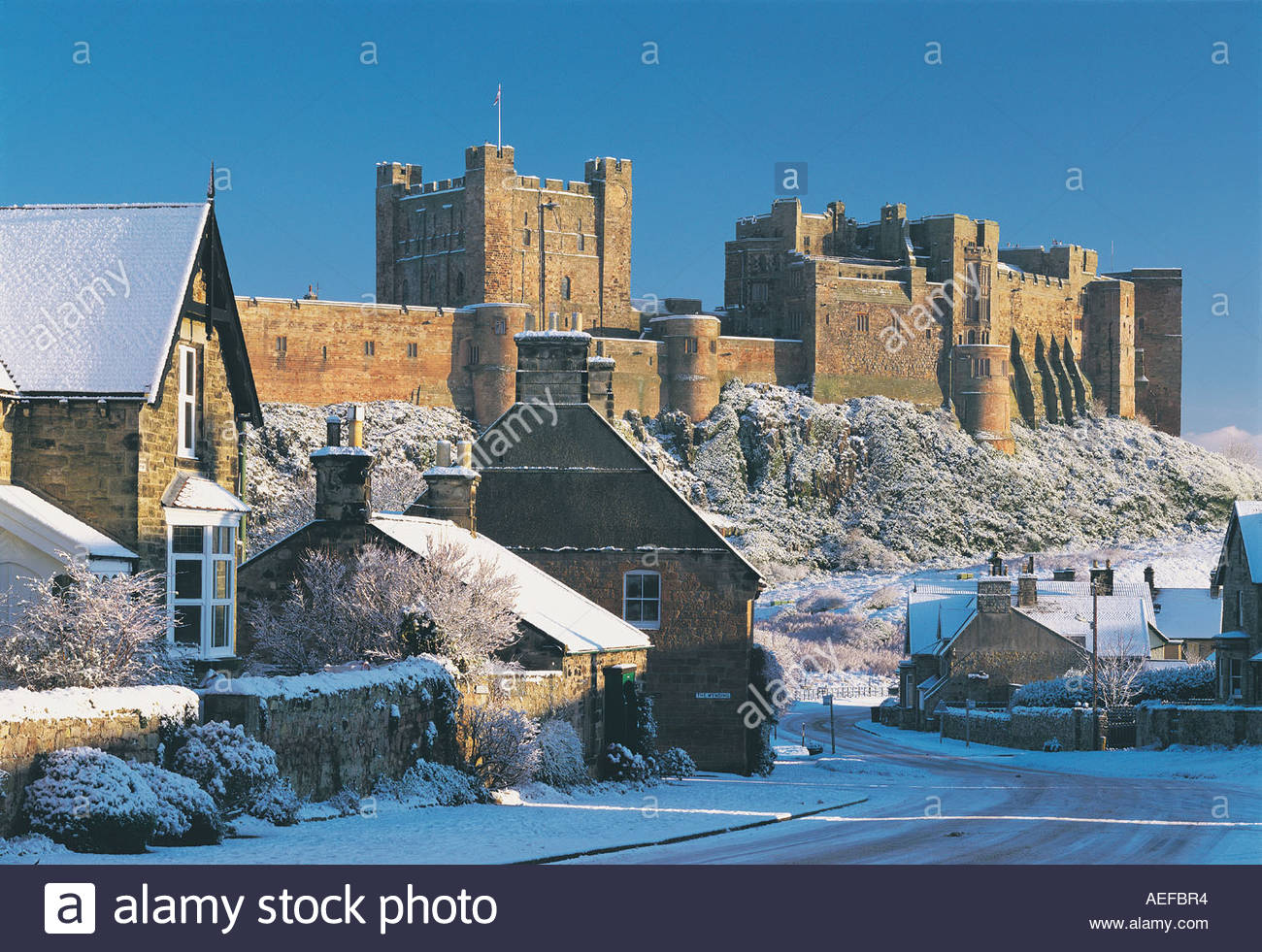 Nice Images Collection: Bamburgh Castle Desktop Wallpapers