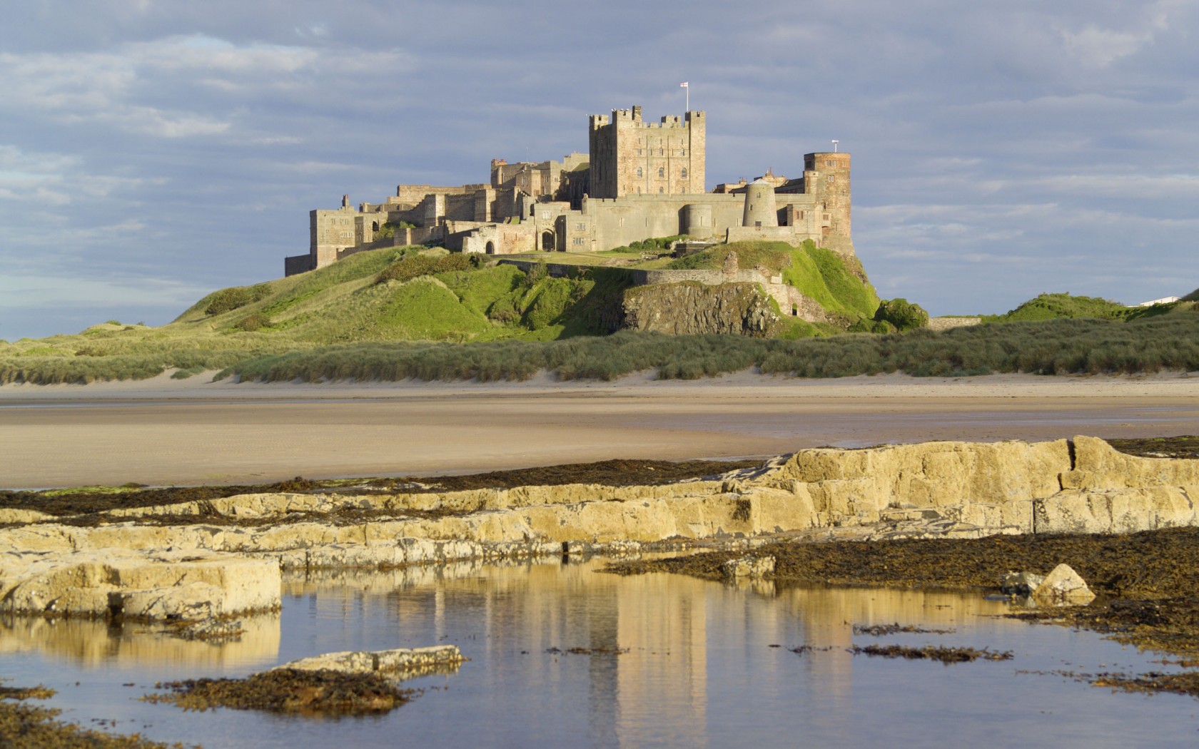 Northumberland Castle Backgrounds on Wallpapers Vista