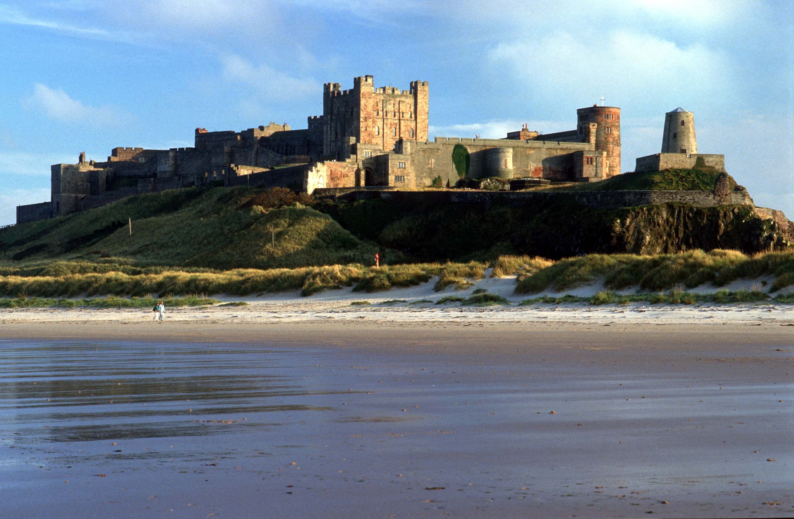 Amazing Bamburgh Castle Pictures & Backgrounds