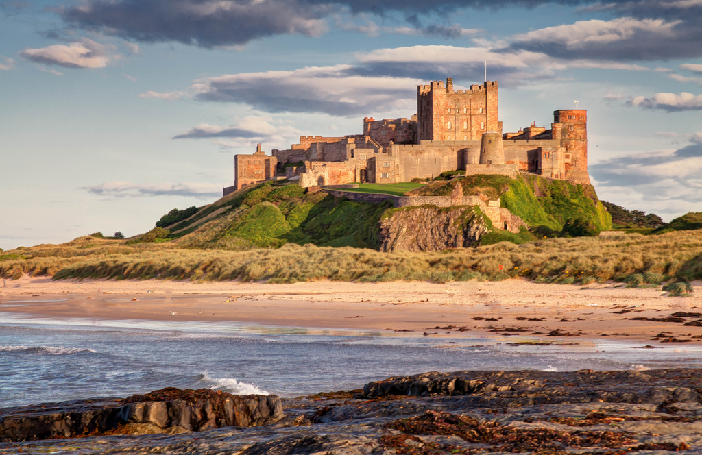 Amazing Bamburgh Castle Pictures & Backgrounds