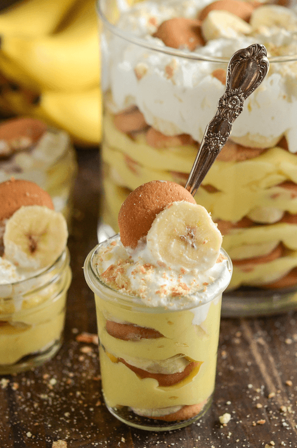 Amazing Banana Pudding Pictures & Backgrounds