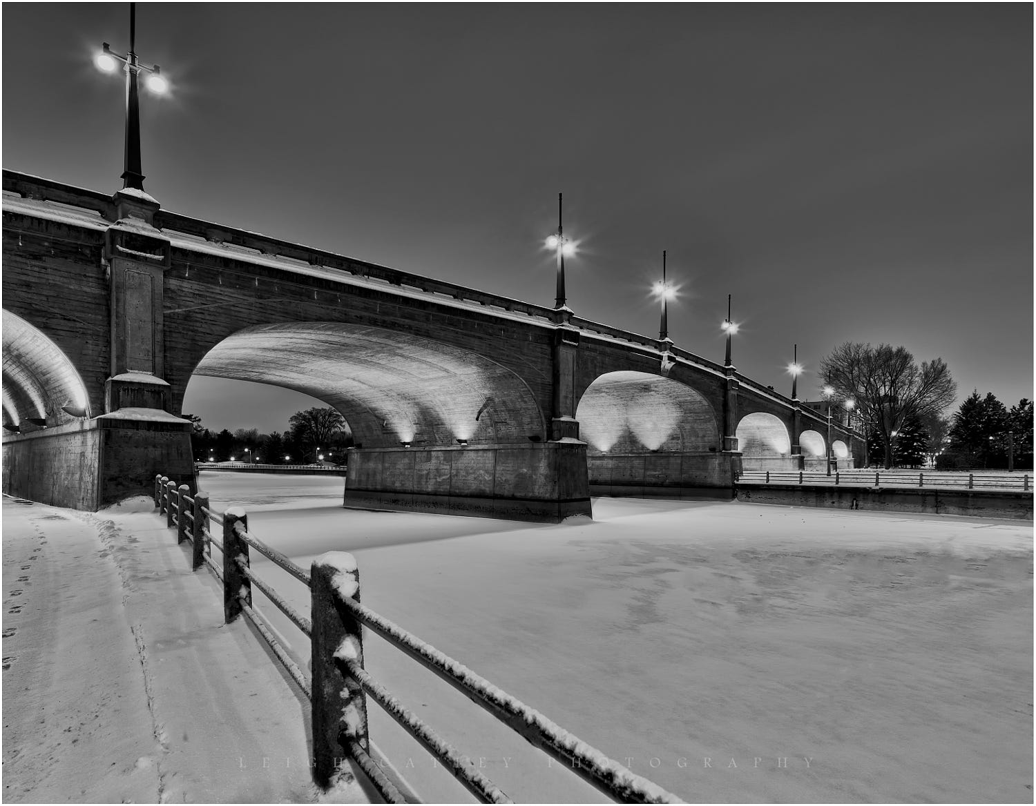 Images of Bank Street Bridge | 1500x1168