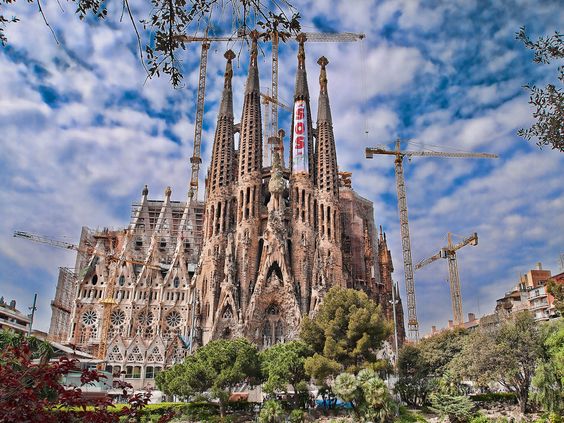 Nice Images Collection: Barcelona Cathedral Desktop Wallpapers