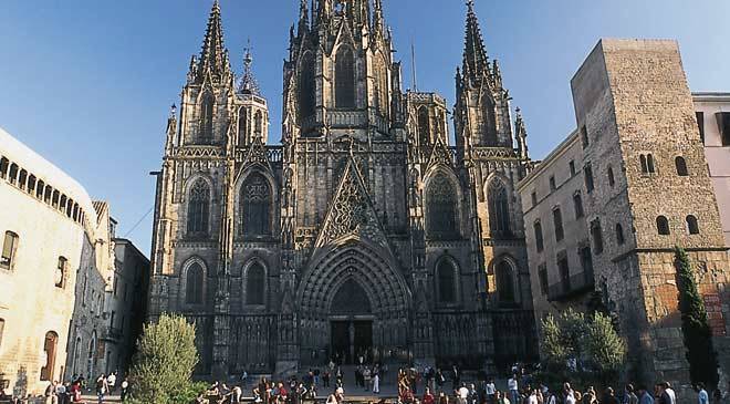 HD Quality Wallpaper | Collection: Religious, 660x365 Barcelona Cathedral