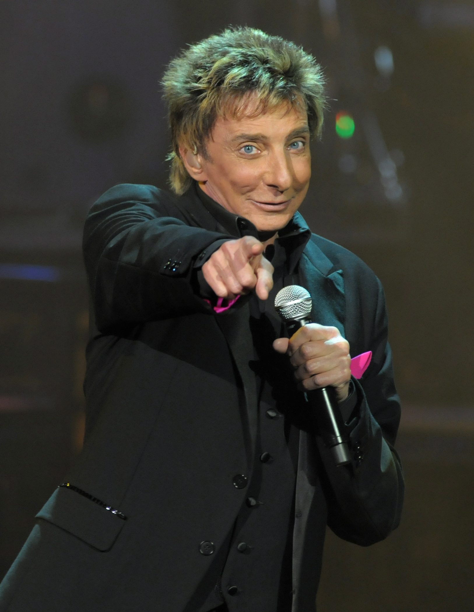 HD Quality Wallpaper | Collection: Music, 1626x2100 Barry Manilow