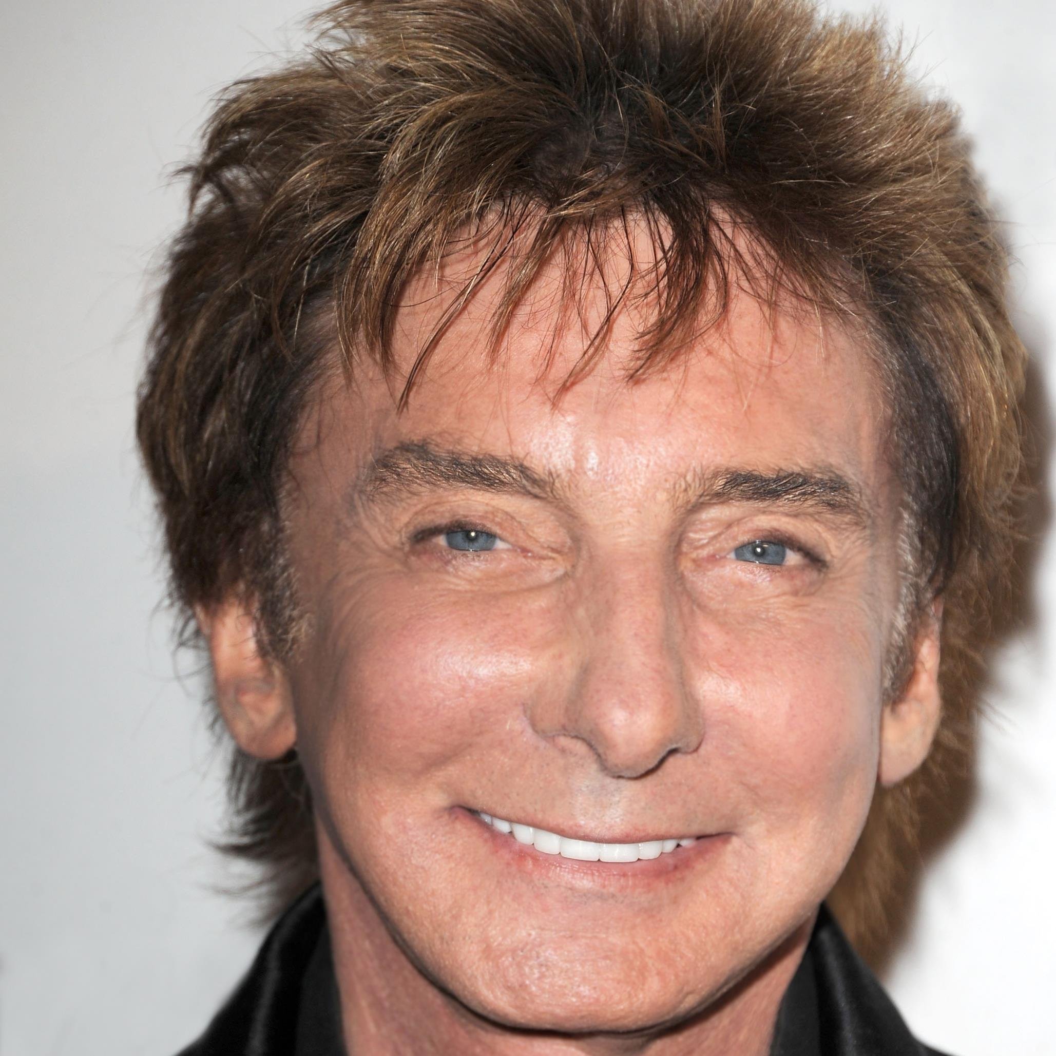 HD Quality Wallpaper | Collection: Music, 2057x2057 Barry Manilow