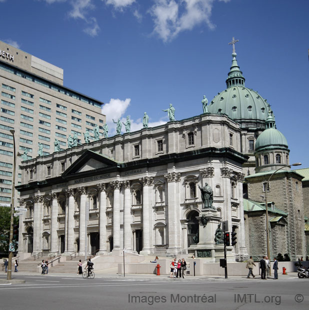 Images of Basilique-Cathedrale Marie-Reine Du Monde In Montreal | 618x620