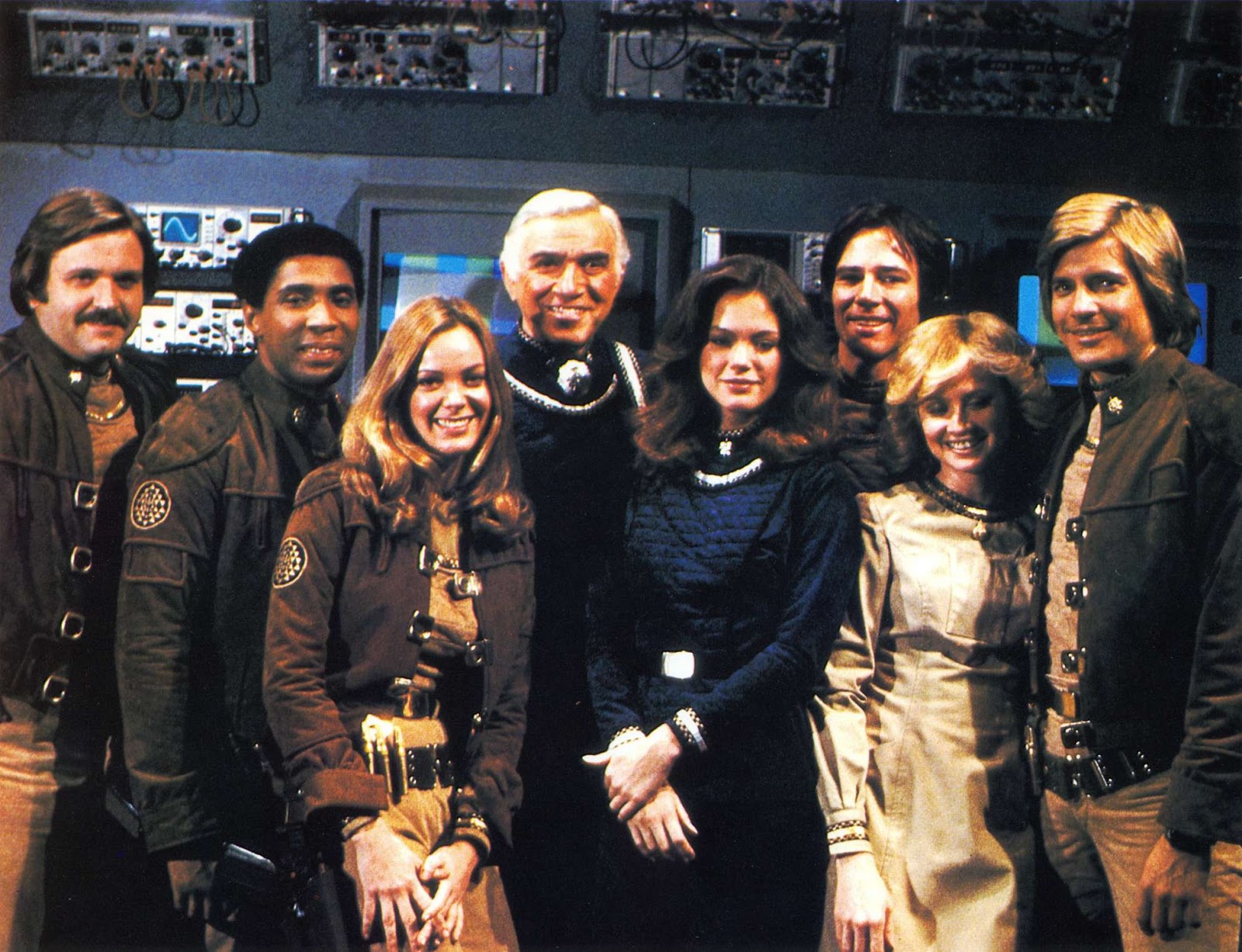 High Resolution Wallpaper | Battlestar Galactica (1978) 1600x1227 px