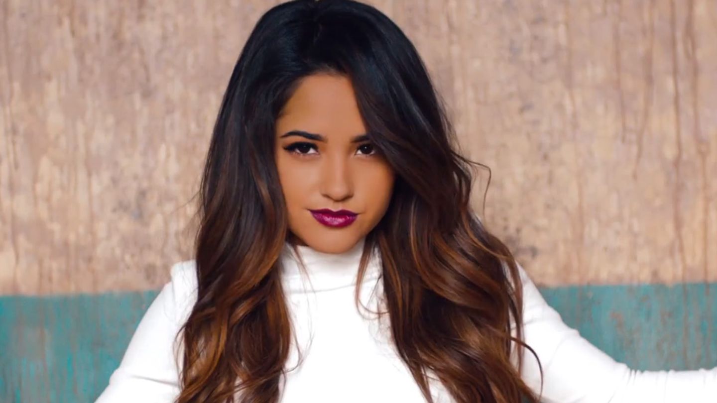 HQ Becky G Wallpapers | File 87.54Kb