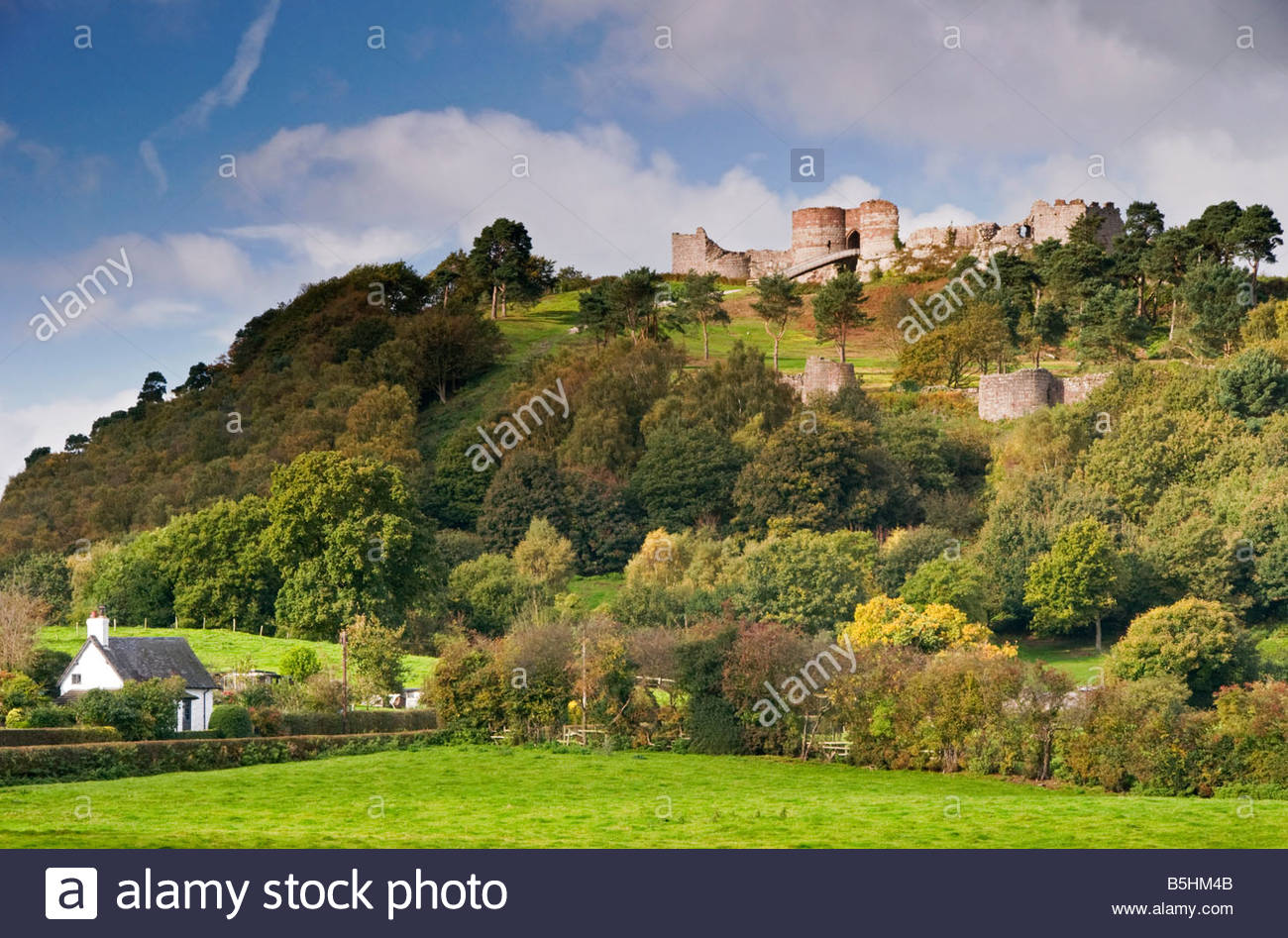 Amazing Beeston Castle Pictures & Backgrounds