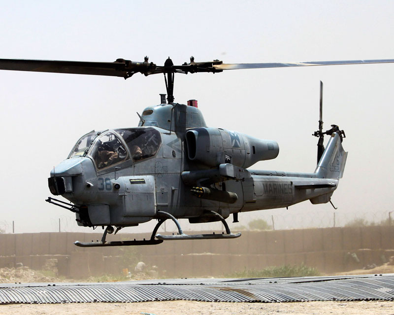 Bell AH-1 SuperCobra #15